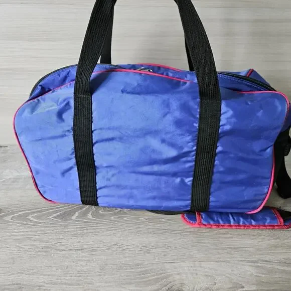 Nike Duffle Gym Bag Retro Vintage 90s Y2K Colorful Purple Pink Strap Zip - Picture 5 of 16